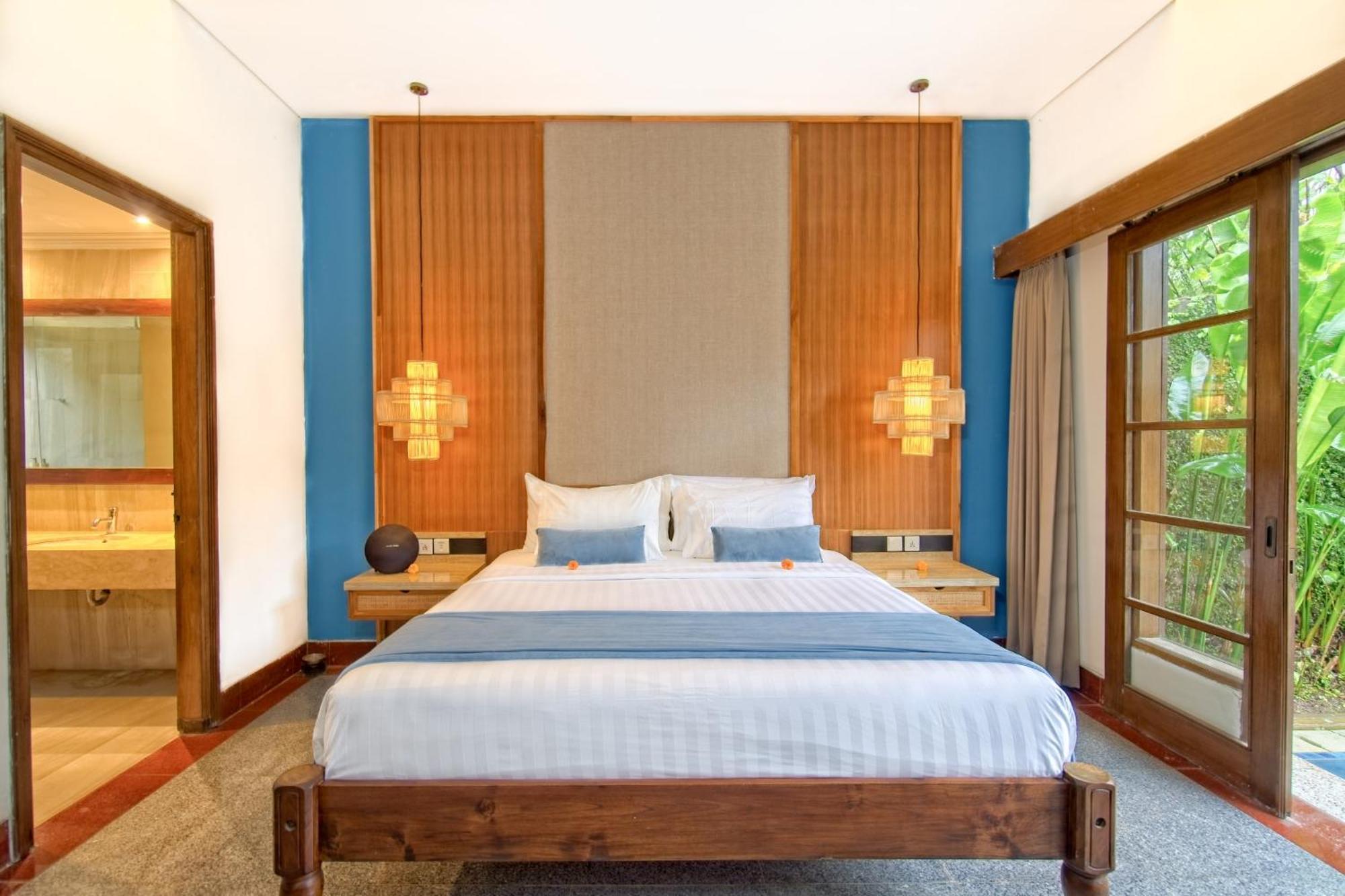 Kecapi Villa Seminyak By Ini Vie Hospitality Exterior photo